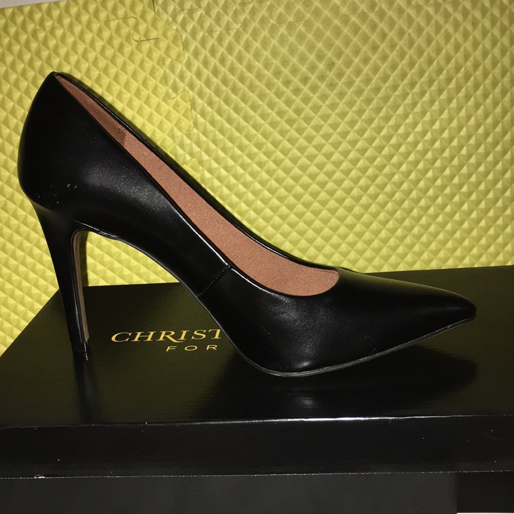 ❤️❤️Gorgeous black pumps NWT comfortable heels - Picture 4 of 8